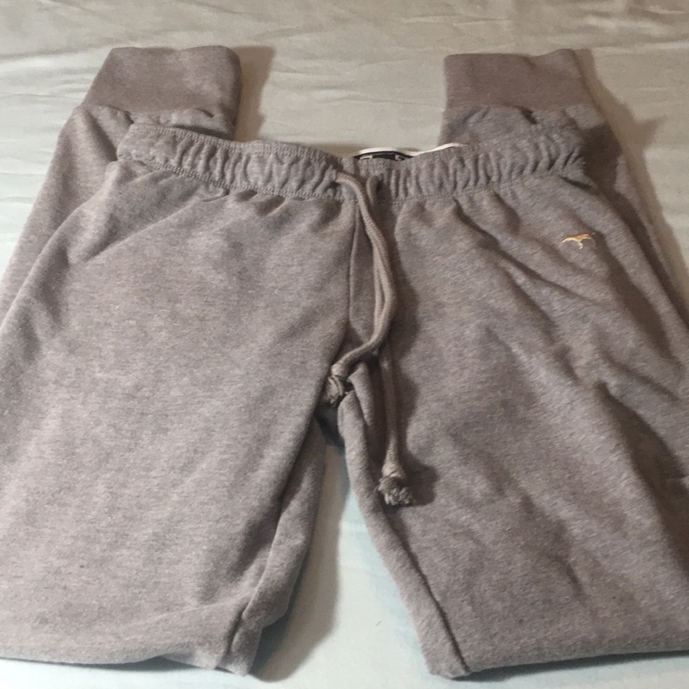 Victoria’s Secret Pink sweatpants